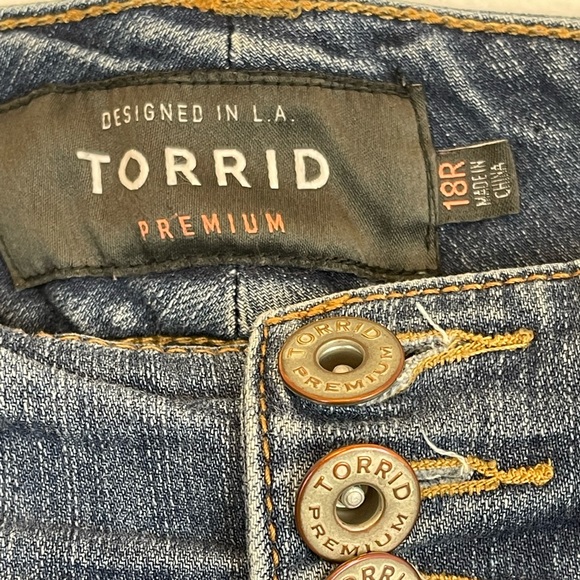 Torrid Jegging Distressed jeans Womens Size 18 - Picture 7 of 13